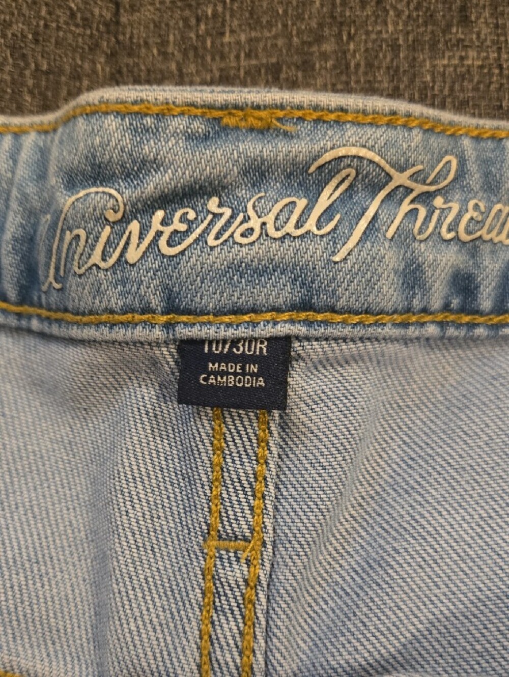 Universal Thread Light Blue Wide Leg Frayed Hem. Boyfriend Jeans - Picture 2 of 6